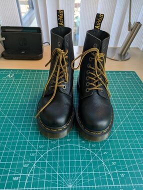 Dr. Martens 1460 Bex Pisa Leather Boots Black Size 7
